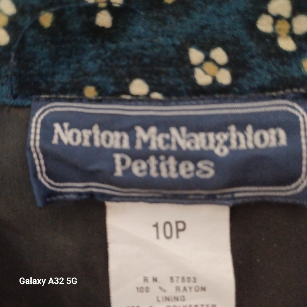 Norton McNaughton Vintage Blue and Brown Long Sleeve Button Down Shirt Size 10P - Picture 2 of 15